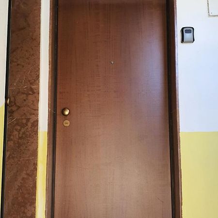 Center Apartment Tirana Exterior photo