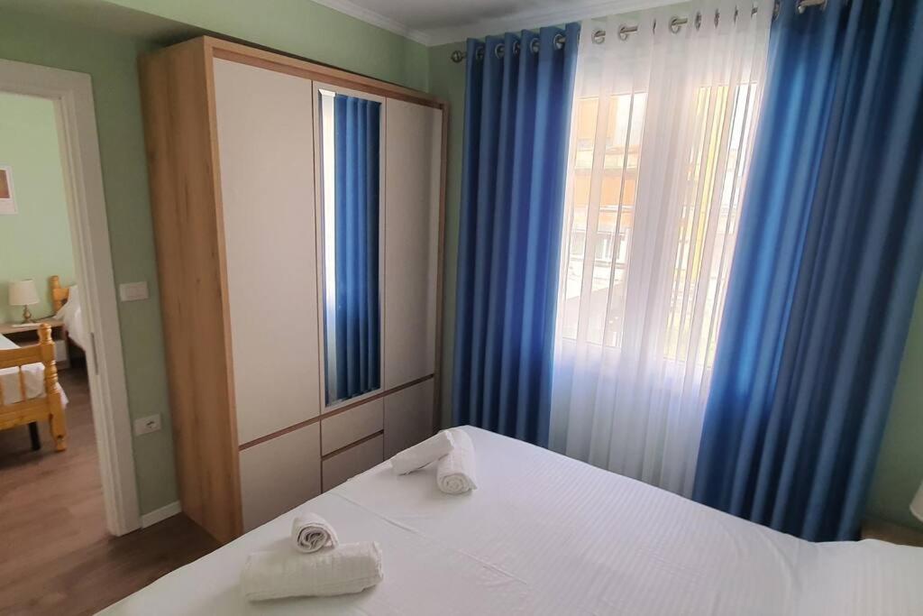 Center Apartment Tirana Exterior photo