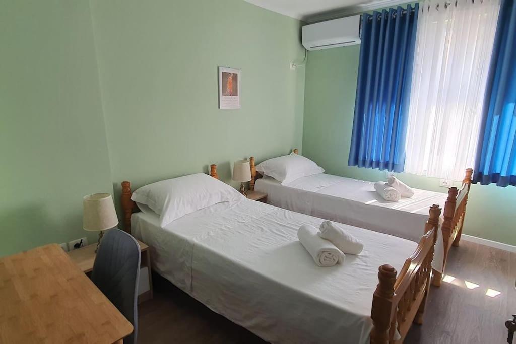 Center Apartment Tirana Exterior photo